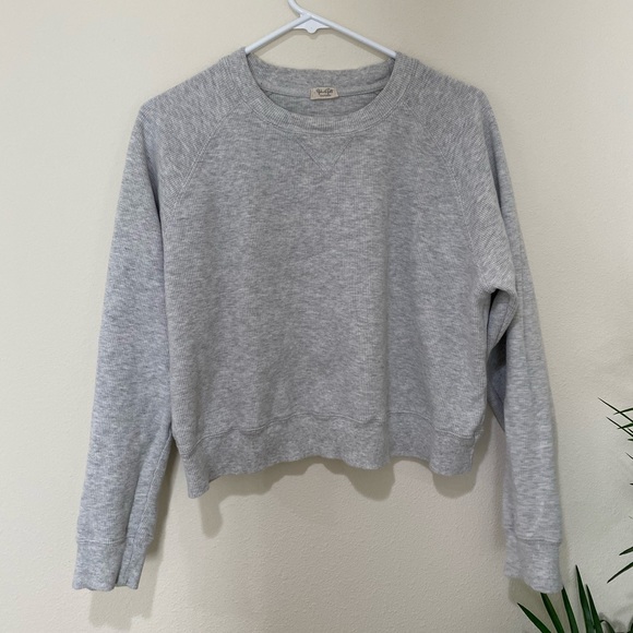 Brandy Melville Sweaters - Brandy Melville sweater